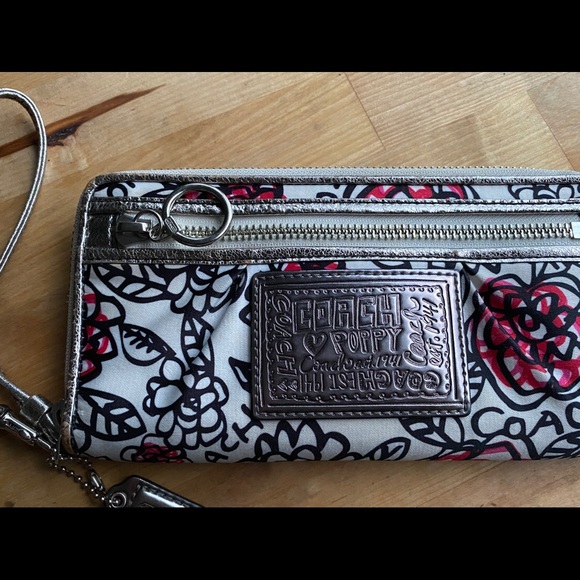 Coach Wallet - Picture 1 of 2